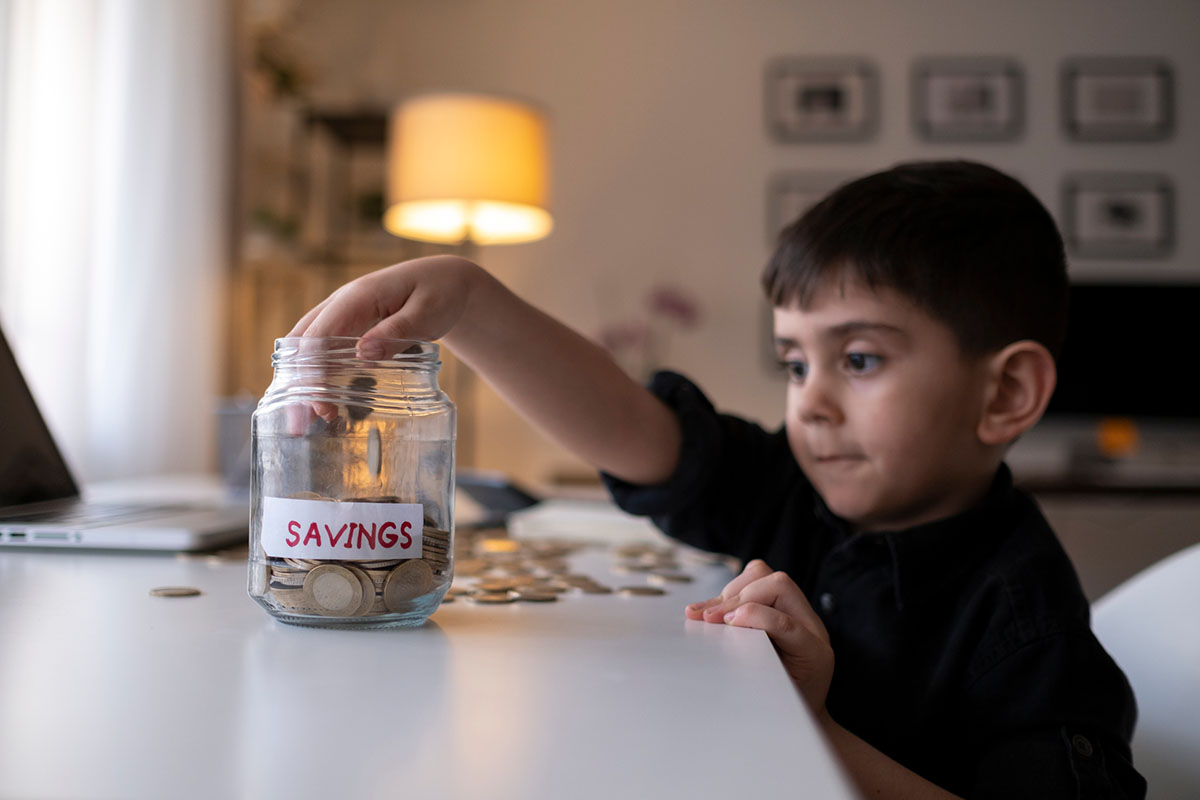 4 Simple Ways You Can Grow Financial Independence in Children Image